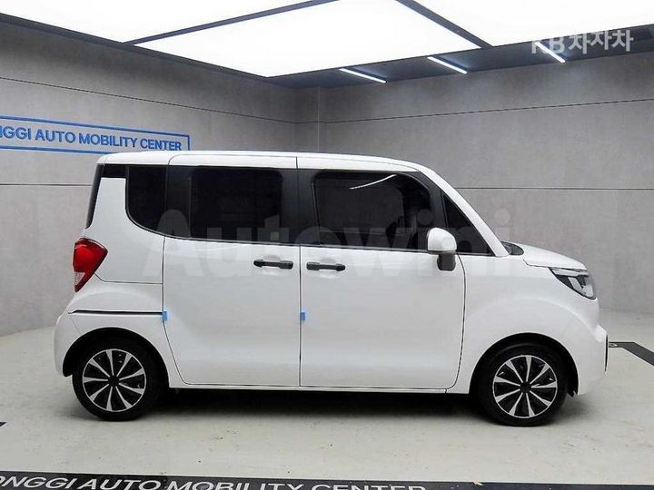 Kia Ray 2022 KNACF911BNT277369 — 3