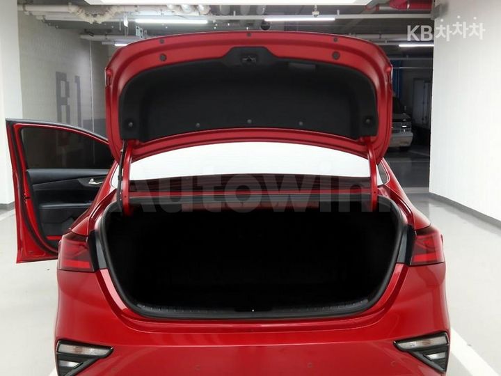Kia K3 2019 KNAF341BEKA823180 — 5