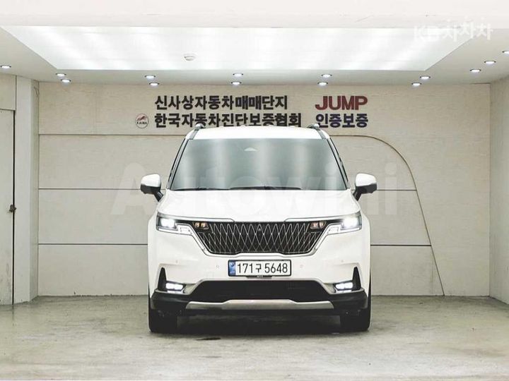 Kia Carnival 2023 KNANE81BBPS323408 — 2