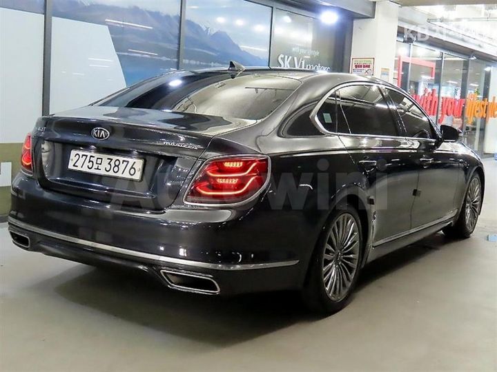 Kia K9 2019 KNAS4416DKS006577 — 4