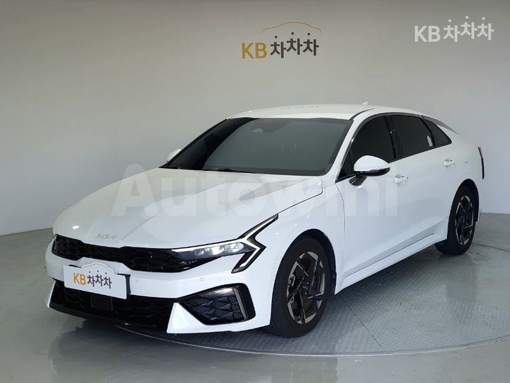 Kia K5 2024 KNAG2412BRA255243 — 3