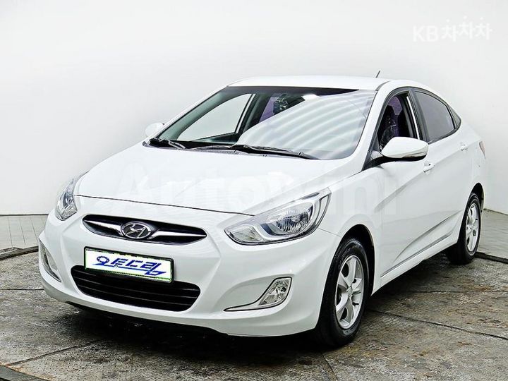 Hyundai Accent 2015 KMHCT41BEFU783122 — 2