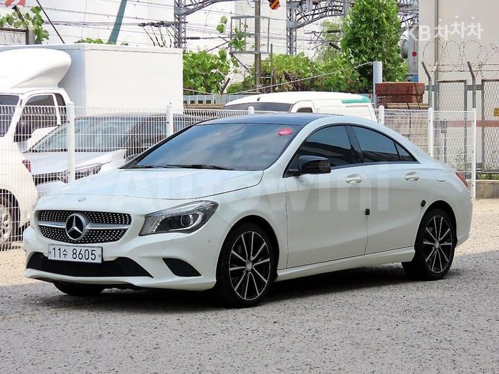 Mercedes Benz CLA Class