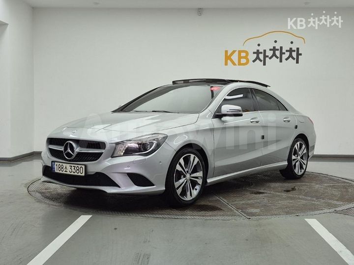Mercedes Benz CLA Class