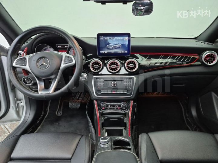 Mercedes Benz CLA Class