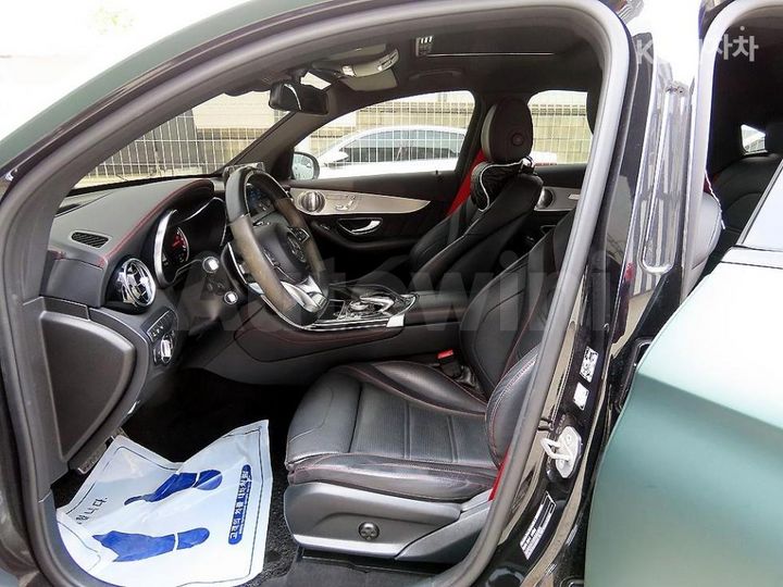 Mercedes Benz GLC Class 2018 — 5