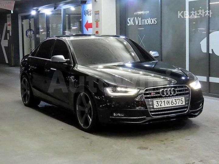Audi S4