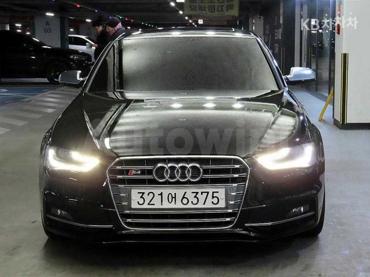 Audi S4