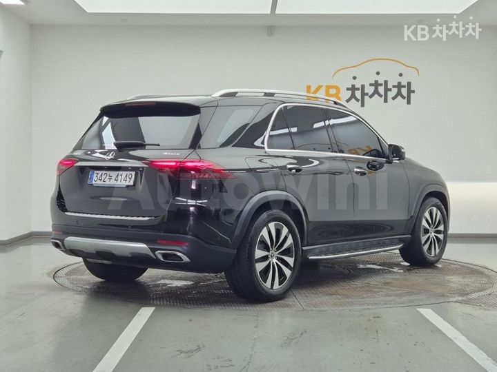 Mercedes Benz GLE Class 2023 — 4