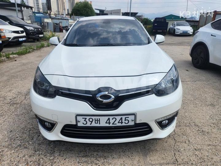 Renault SM3 2016 — 2