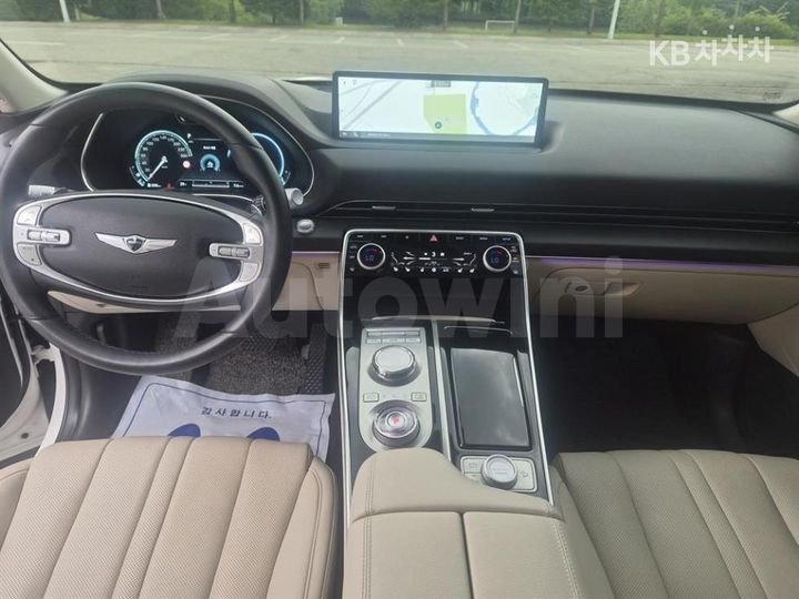 Genesis GV80 2023 KMTHB81DDPU145345 — 4
