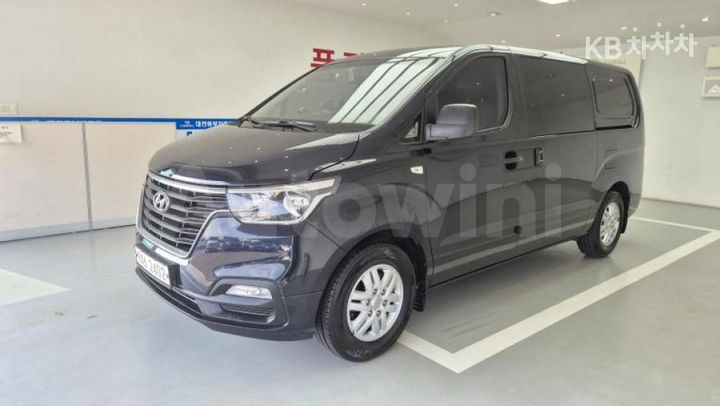 Hyundai Starex 2021 — 2