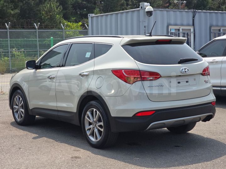 Hyundai SantaFe 2013 — 3