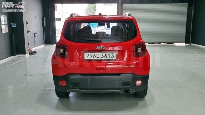 Jeep Renegade 2021 1C4NJCDB6MPM46649 — 4