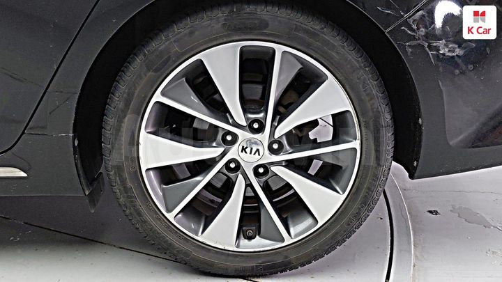 Kia K5 2017 — 5