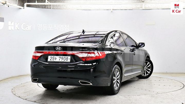 Hyundai Grandeur 2012 KMHFF41CBCA209487 — 4