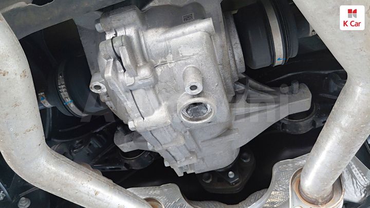 Genesis GV70 2025 KMTMA81BDSU189159 — 4