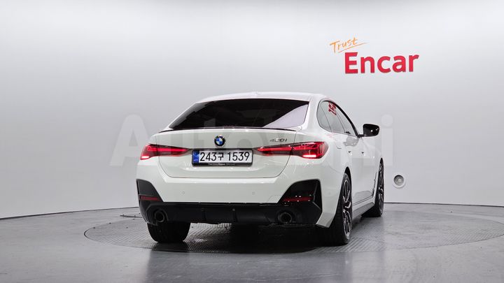 BMW 4 Series 2025 — 4