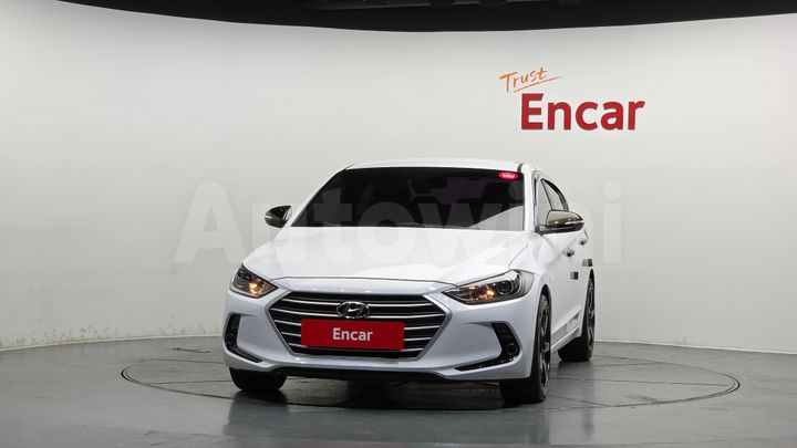 Hyundai Avante 2017 — 3