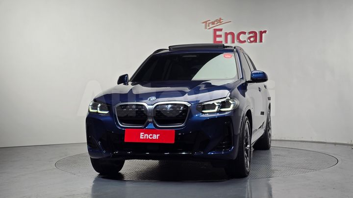 BMW iX3 2024 — 3