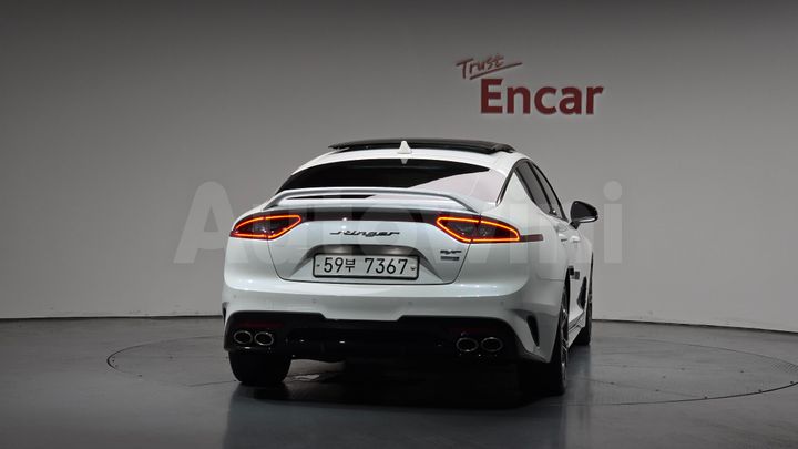 Kia Stinger 2018 — 3