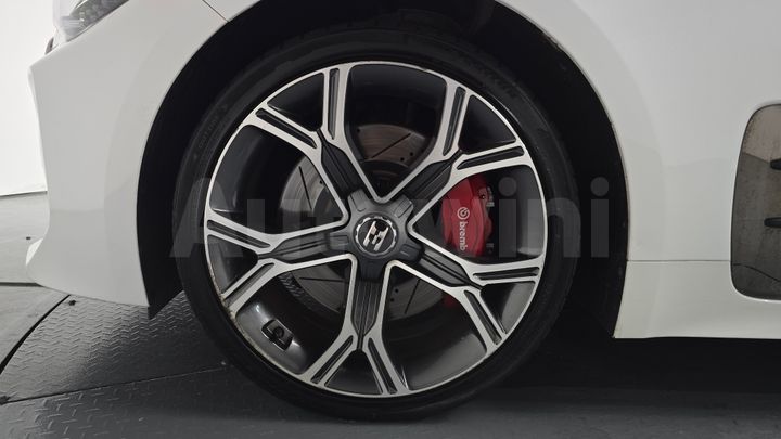 Kia Stinger 2018 — 4