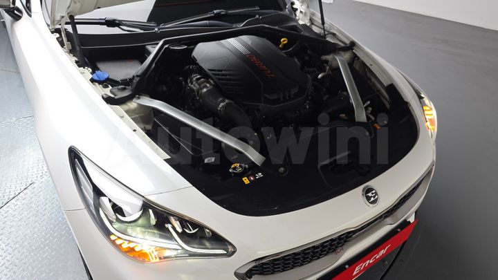 Kia Stinger 2018 — 5