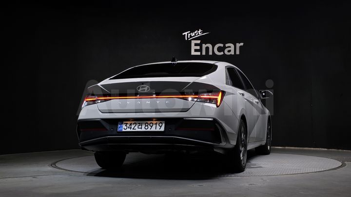 Hyundai Avante 2024 — 4