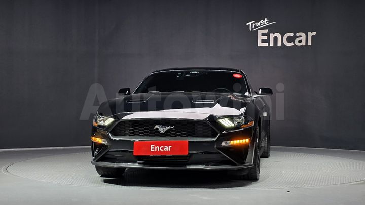 Ford Mustang 2021 — 3