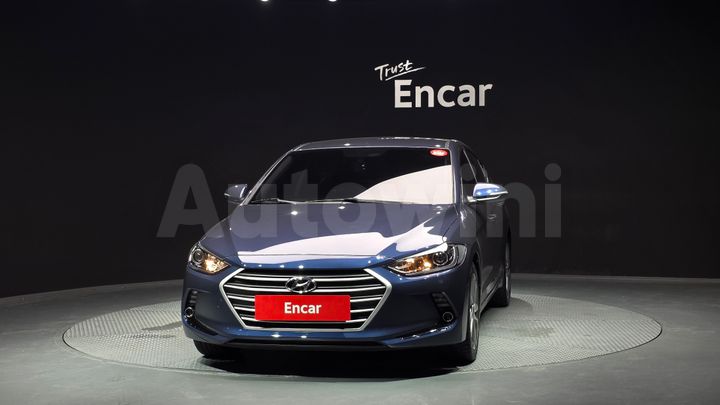 Hyundai Avante 2018 — 3
