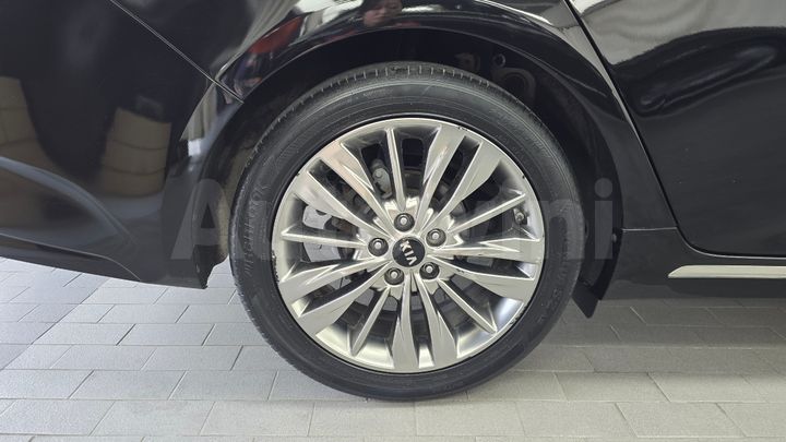 Kia K5 2019 — 5