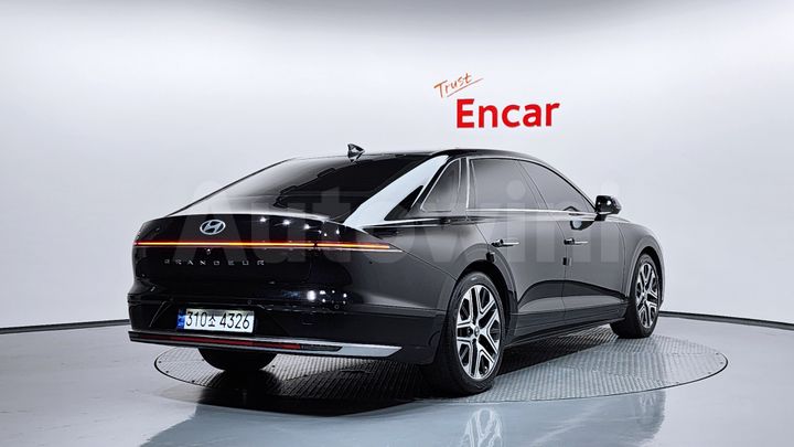 Hyundai Grandeur 2023 — 2