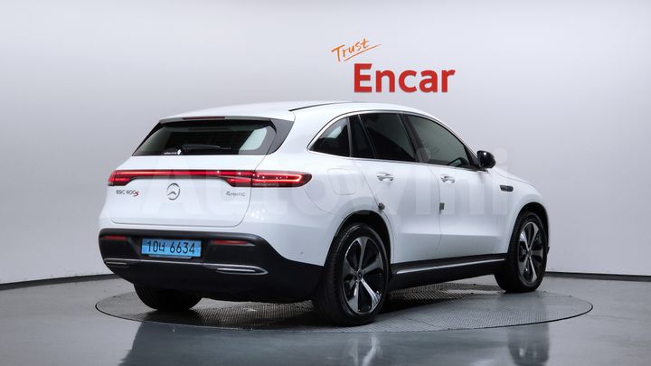 Mercedes-Benz EQC 2020 — 2