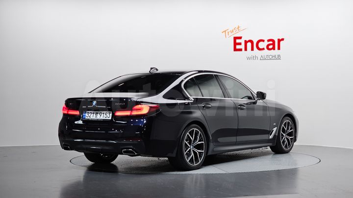 BMW 5 Series 2023 — 2