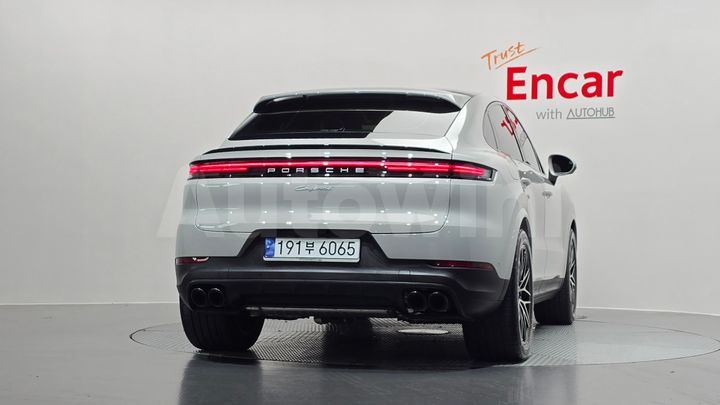 Porsche Cayenne 2024 — 4