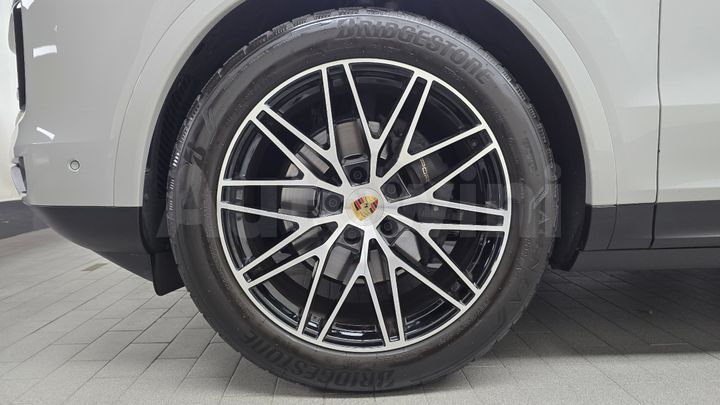 Porsche Cayenne 2024 — 5