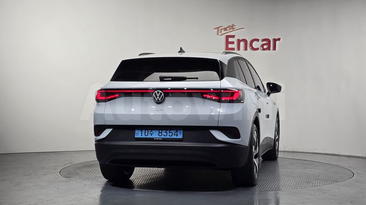 Volkswagen ID.4 2023 — 4