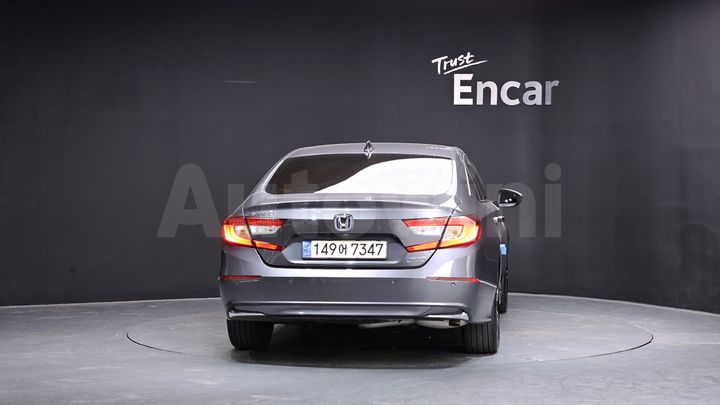 Honda Accord 2022 — 4