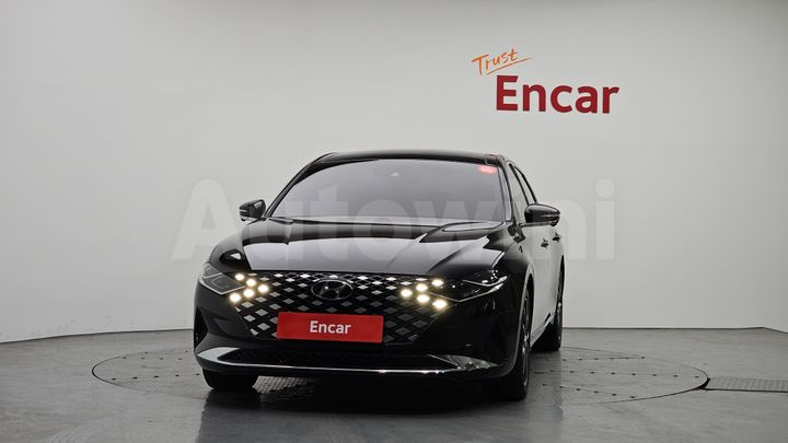 Hyundai Grandeur 2022 — 3