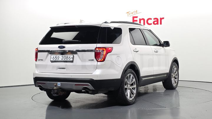 Ford Explorer 2017 — 2