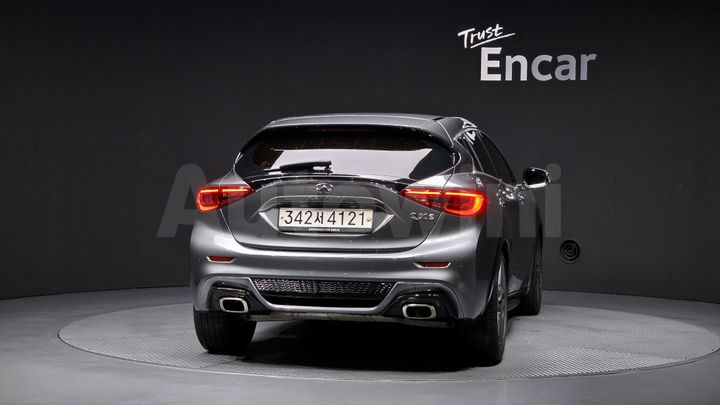 Infiniti Q 2019 — 4