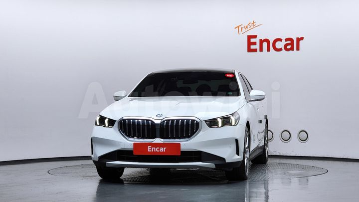 BMW 5 Series 2024 — 3