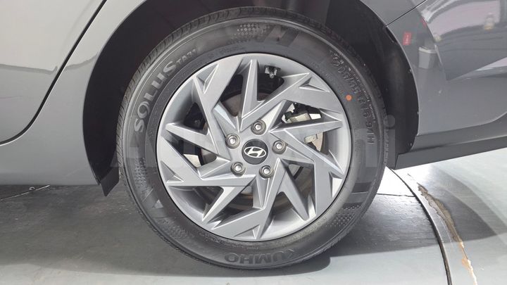 Hyundai Avante 2026 — 5