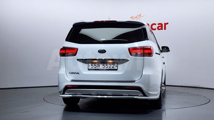 Kia Carnival 2018 — 4