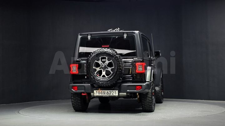 Jeep Wrangler 2020 — 4