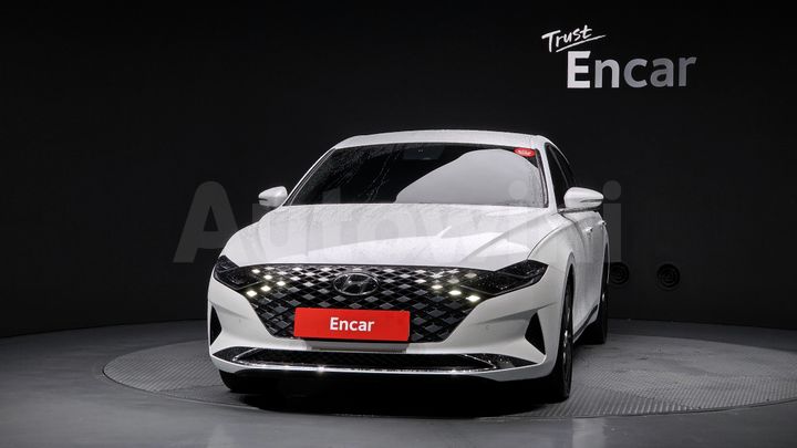 Hyundai Grandeur 2022 — 3