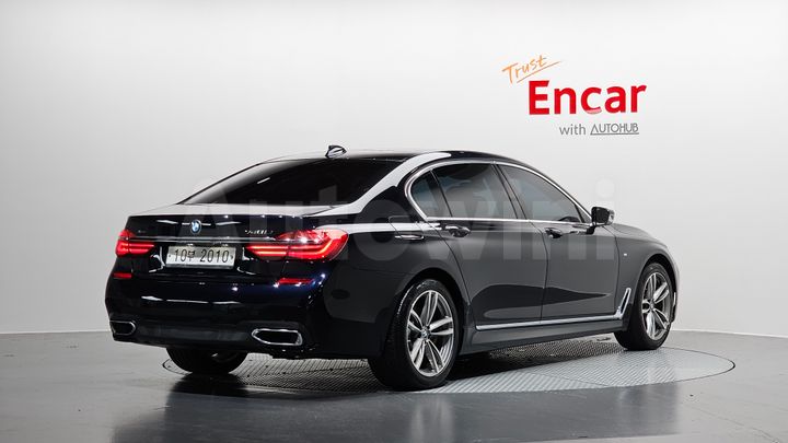 BMW 7 Series 2017 — 2