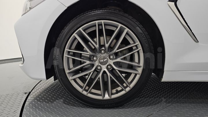 Genesis G70 2018 — 5