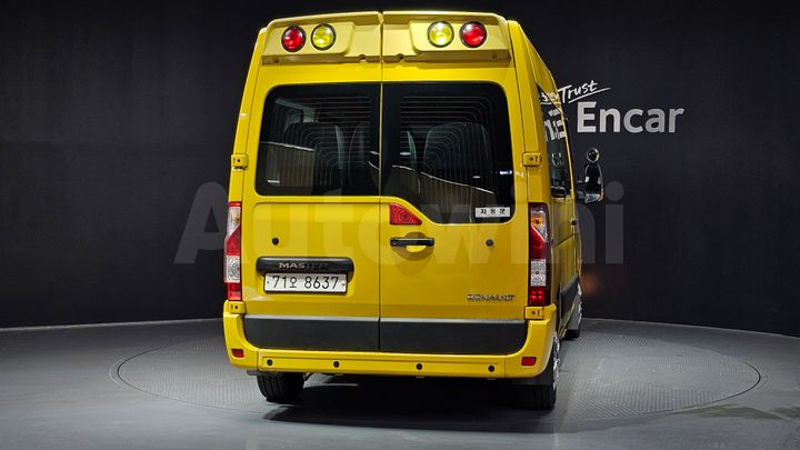 Renault Master 2020 — 4