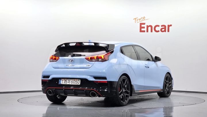 Hyundai Veloster 2021 — 2